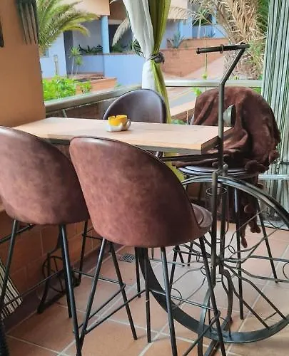 Esquinzo Residenzial شقة *