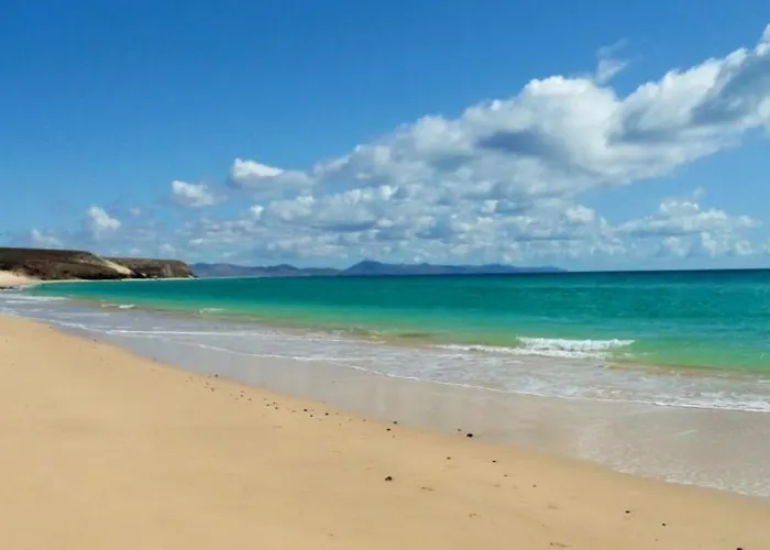 Esquinzo Residenzial شقة