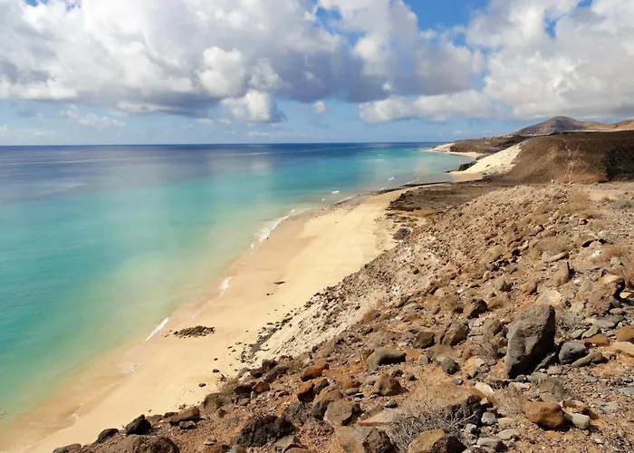 Esquinzo Residenzial شقة