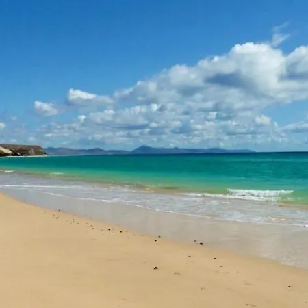 Esquinzo Residenzial شقة